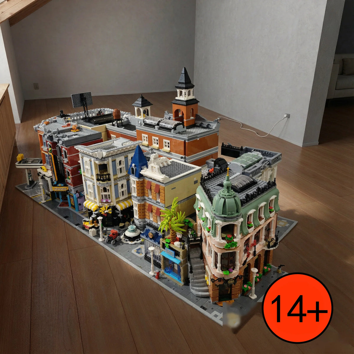 Modular City Corner Jazz Club Hotel Building Blocks Set
